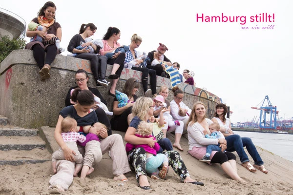 Hamburg stillt! Stillen in der Öffentlichkeit 3